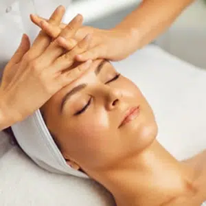 Artiste 60 Minute Facial